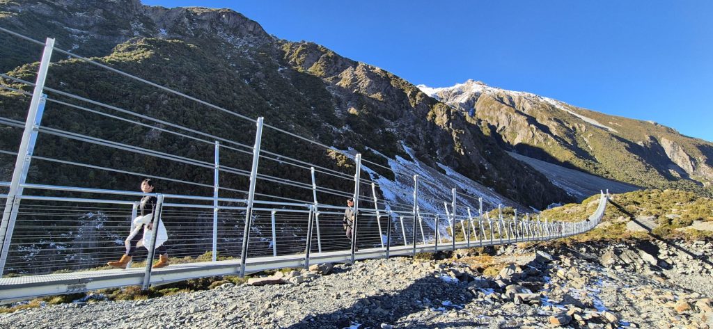 Hooker Valley Mt Cook Aoraki Suspension Bridge Opening Ceremony
Hooker Suspension Bridge Opened